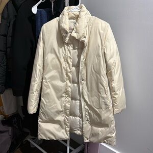 Uniqlo White Creme Puffer Jacket